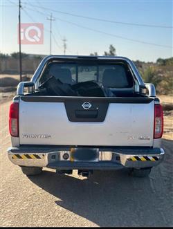 نیسان فرۆنتیر